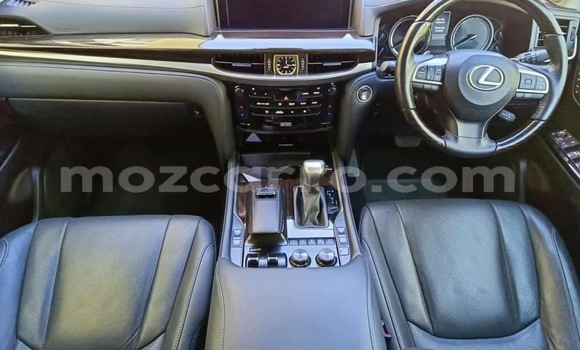Comprar Usado Lexus LX 570 Prata Carro em Maputo em Maputo Comprar Usado Lexus LX 570 Prata Carro em Maputo em Maputo