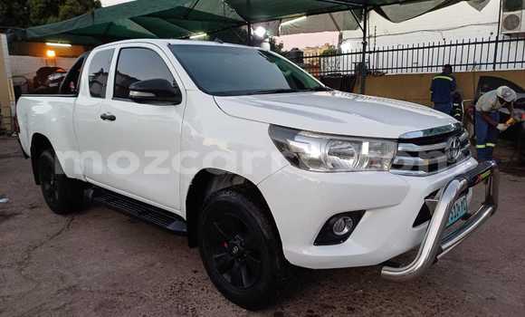 Nunua Ilio tumika Toyota Hiluxe Revo Nyeupe Gari ndani ya Maputo nchini Maputo Nunua Ilio tumika Toyota Hiluxe Revo Nyeupe Gari ndani ya Maputo nchini Maputo