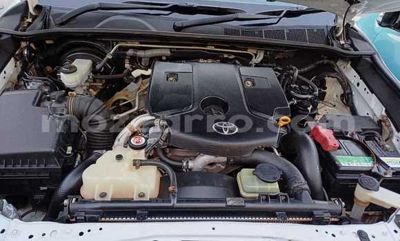 Nunua Ilio tumika Toyota Hiluxe Revo Nyeupe Gari ndani ya Maputo nchini Maputo Nunua Ilio tumika Toyota Hiluxe Revo Nyeupe Gari ndani ya Maputo nchini Maputo