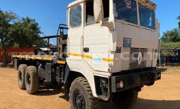 Comprar Usado Renault TRM 10000 Branco Caminhão em Vilankulo em Inhambane