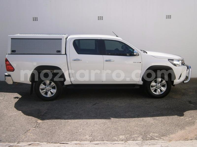 Big with watermark toyota hilux maputo maputo 26041