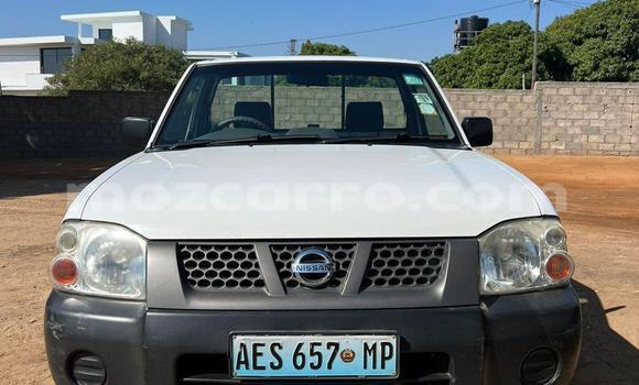 Nunua Ilio tumika Nissan Hardbody Nyeupe Gari ndani ya Maputo nchini Maputo Nunua Ilio tumika Nissan Hardbody Nyeupe Gari ndani ya Maputo nchini Maputo