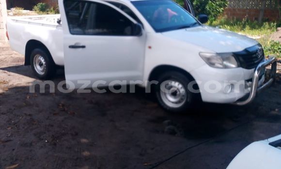 Tenga Tsaru Toyota Hilux Chena Mota in Maputo in Maputo Tenga Tsaru Toyota Hilux Chena Mota in Maputo in Maputo