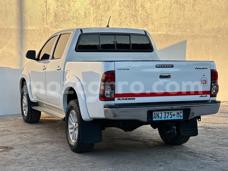 Big with watermark toyota hilux maputo maputo 26046