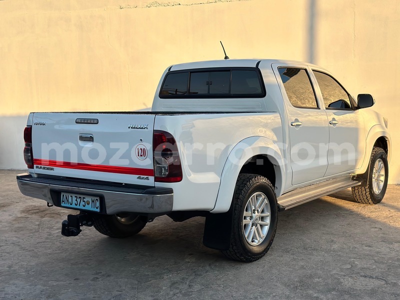 Big with watermark toyota hilux maputo maputo 26046