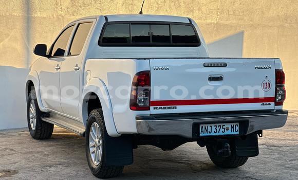Buy Used Toyota Hilux White Car in Maputo in Maputo Buy Used Toyota Hilux White Car in Maputo in Maputo