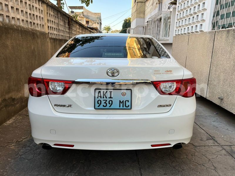 Big with watermark toyota mark x maputo maputo 26049