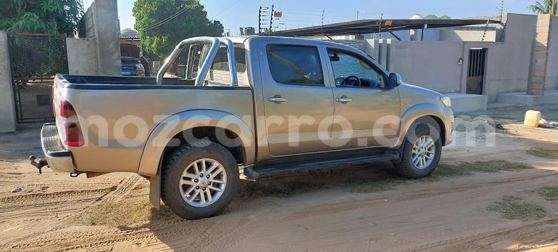 Big with watermark toyota hilux maputo maputo 26054