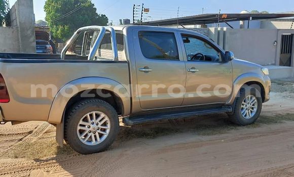 Buy Used Toyota Hilux Brown Car in Maputo in Maputo Buy Used Toyota Hilux Brown Car in Maputo in Maputo