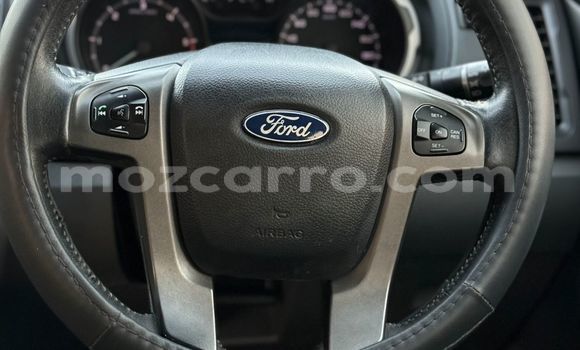 Nunua Ilio tumika Ford Ranger Nyekundu Gari ndani ya Maputo nchini Maputo Nunua Ilio tumika Ford Ranger Nyekundu Gari ndani ya Maputo nchini Maputo