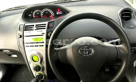 Nunua Ilio tumika Toyota Vitz Fedha Gari ndani ya Maputo nchini Maputo Nunua Ilio tumika Toyota Vitz Fedha Gari ndani ya Maputo nchini Maputo