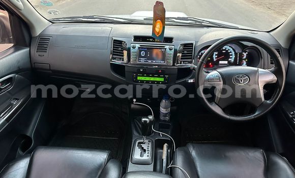 Comprar Usado Toyota Fortuner Branco Carro em Maputo em Maputo Comprar Usado Toyota Fortuner Branco Carro em Maputo em Maputo