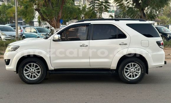 Comprar Usado Toyota Fortuner Branco Carro em Maputo em Maputo Comprar Usado Toyota Fortuner Branco Carro em Maputo em Maputo