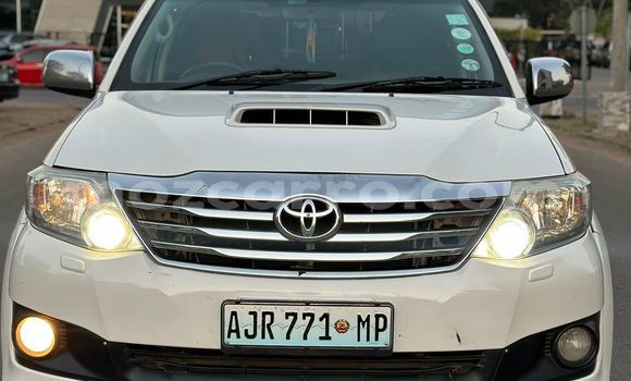Comprar Usado Toyota Fortuner Branco Carro em Maputo em Maputo Comprar Usado Toyota Fortuner Branco Carro em Maputo em Maputo