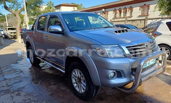 Nunua Ilio tumika Toyota Hilux Nyingine Gari ndani ya Maputo nchini Maputo