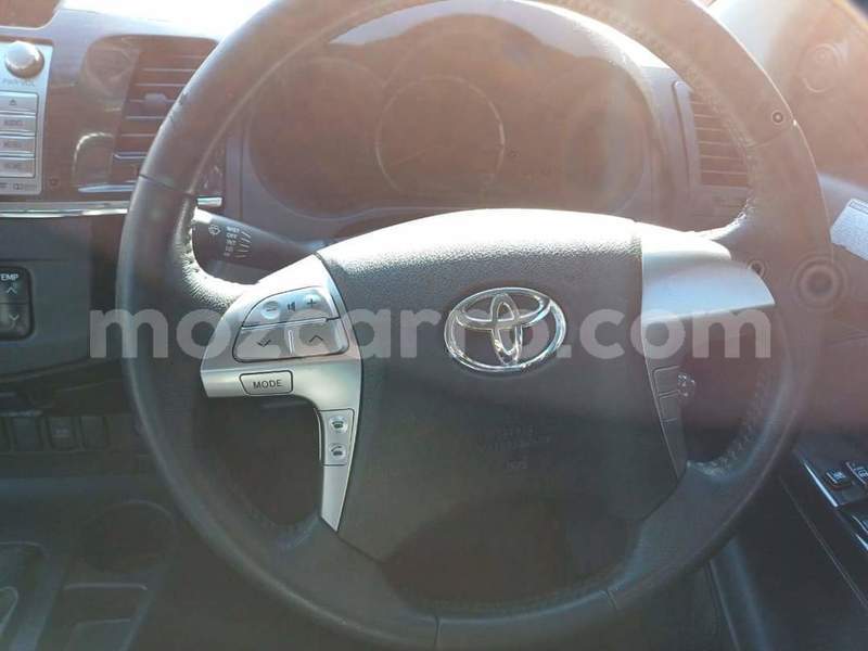 Big with watermark toyota hilux maputo maputo 26071