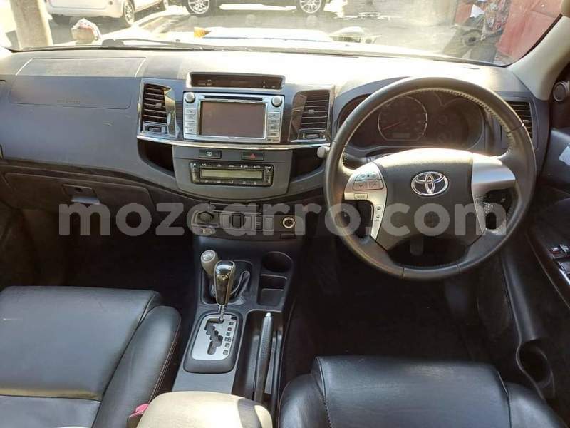 Big with watermark toyota hilux maputo maputo 26071