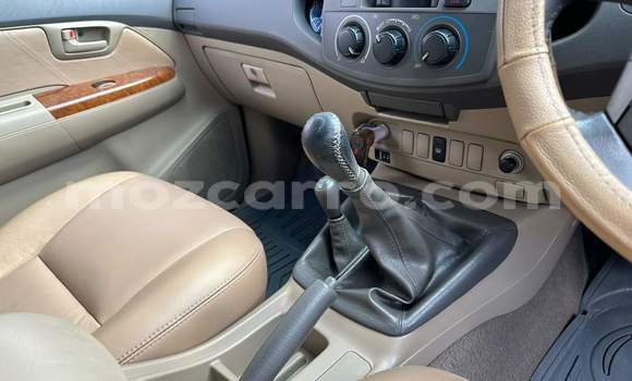 Comprar Usado Toyota Hilux Branco Carro em Maputo em Maputo Comprar Usado Toyota Hilux Branco Carro em Maputo em Maputo