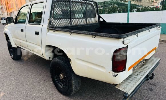 Buy Used Toyota Hilux White Car in Maputo in Maputo Buy Used Toyota Hilux White Car in Maputo in Maputo