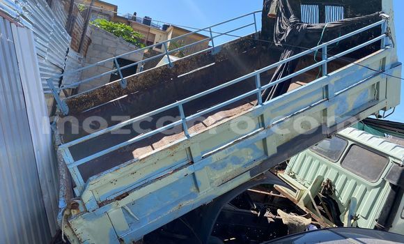 Buy Used Hino Ranger Blue Truck in Maputo in Maputo Buy Used Hino Ranger Blue Truck in Maputo in Maputo