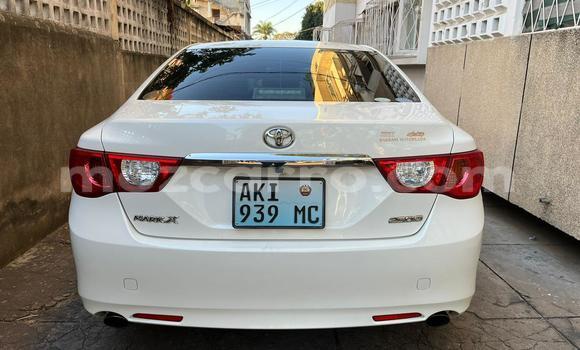 Comprar Usado Toyota Mark X Branco Carro em Maputo em Maputo Comprar Usado Toyota Mark X Branco Carro em Maputo em Maputo
