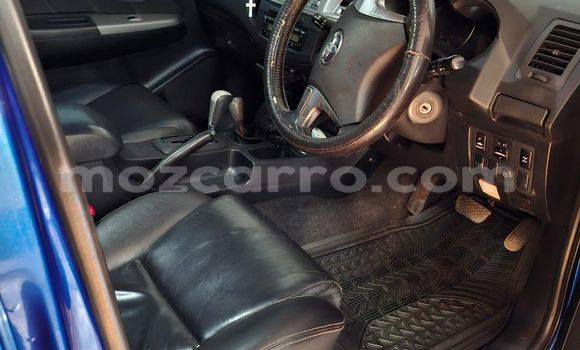 Comprar Usado Toyota Hilux Azul Carro em Maputo em Maputo Comprar Usado Toyota Hilux Azul Carro em Maputo em Maputo
