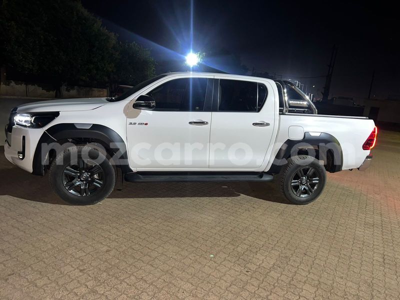 Big with watermark toyota hilux maputo maputo 26100