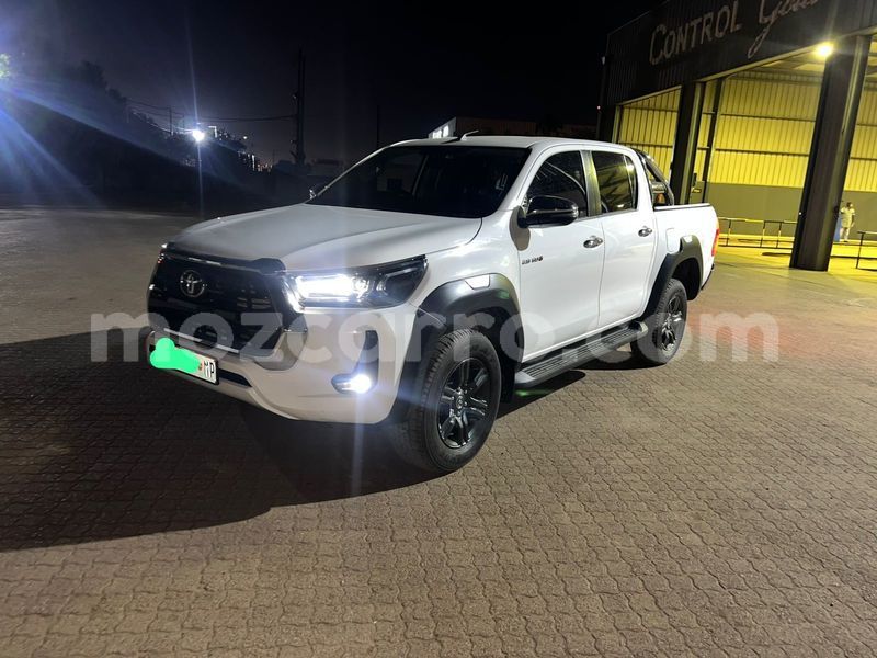 Big with watermark toyota hilux maputo maputo 26100