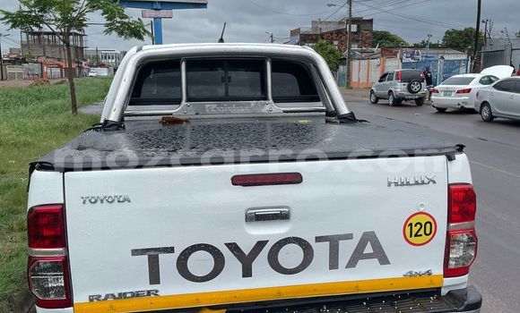 Tenga Tsaru Toyota Hilux Chena Mota in Maputo in Maputo Tenga Tsaru Toyota Hilux Chena Mota in Maputo in Maputo