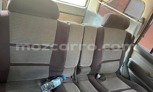 Buy Used Toyota Land Cruiser Green Car in Maputo in Maputo Buy Used Toyota Land Cruiser Green Car in Maputo in Maputo