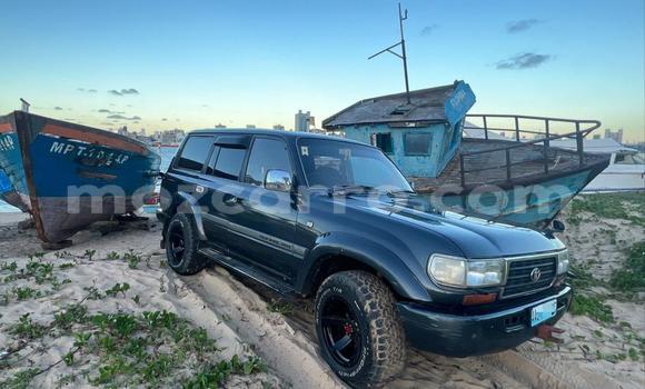 Buy Used Toyota Land Cruiser Green Car in Maputo in Maputo Buy Used Toyota Land Cruiser Green Car in Maputo in Maputo