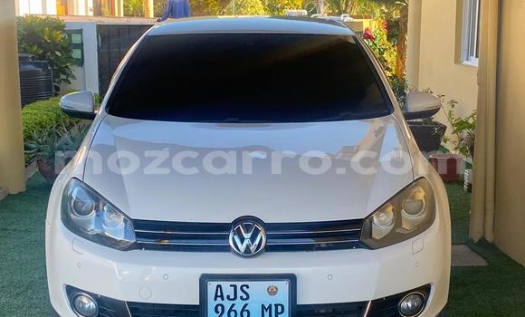 Tenga Tsaru Volkswagen Golf Chena Mota in Maputo in Maputo