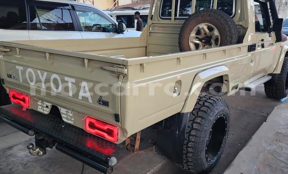 Comprar Usado Toyota Land Cruiser Castanho Carro em Maputo em Maputo Comprar Usado Toyota Land Cruiser Castanho Carro em Maputo em Maputo