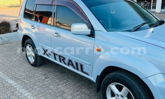 Comprar Usado Nissan X-Trail Azul Carro em Maputo em Maputo Comprar Usado Nissan X-Trail Azul Carro em Maputo em Maputo