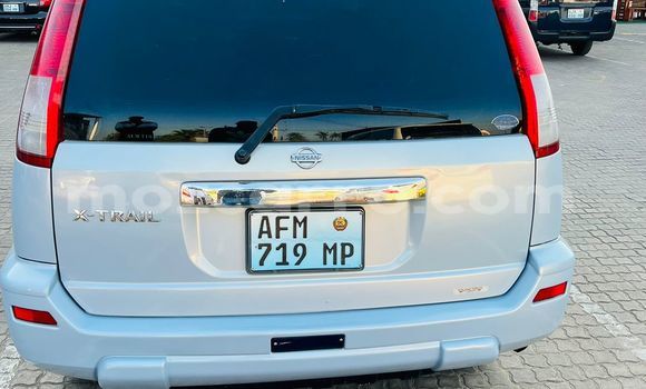 Comprar Usado Nissan X-Trail Azul Carro em Maputo em Maputo Comprar Usado Nissan X-Trail Azul Carro em Maputo em Maputo