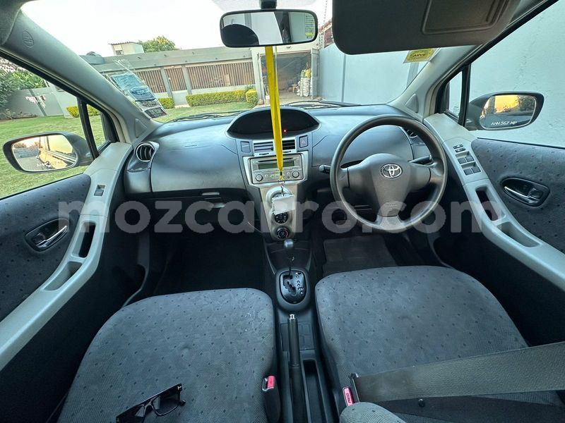 Big with watermark toyota vitz maputo maputo 26122