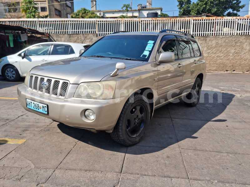 Big with watermark toyota granvia maputo maputo 26124