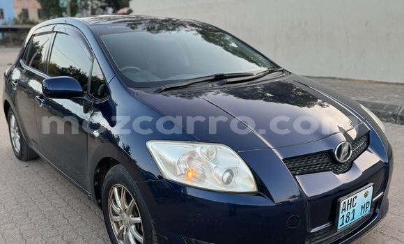 Nunua Ilio tumika Toyota Auris Bluu Gari ndani ya Maputo nchini Maputo