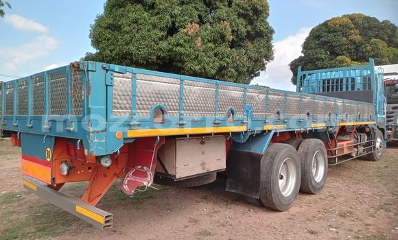 Nunua Ilio tumika Toyota 4Runner Bluu Gari ndani ya Maputo nchini Maputo Nunua Ilio tumika Toyota 4Runner Bluu Gari ndani ya Maputo nchini Maputo