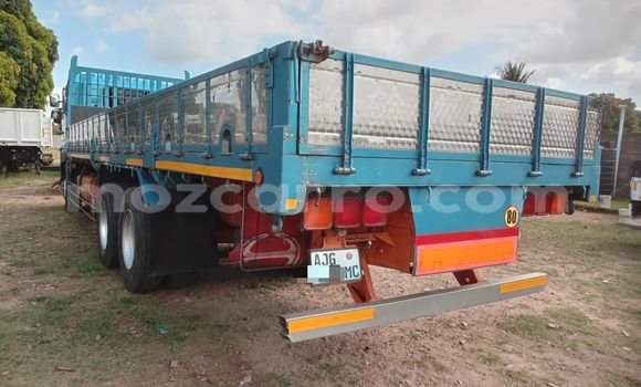 Nunua Ilio tumika Toyota 4Runner Bluu Gari ndani ya Maputo nchini Maputo Nunua Ilio tumika Toyota 4Runner Bluu Gari ndani ya Maputo nchini Maputo