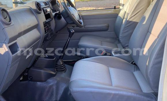 Tenga Tsaru Toyota Land Cruiser Zvimwe Mota in Maputo in Maputo Tenga Tsaru Toyota Land Cruiser Zvimwe Mota in Maputo in Maputo