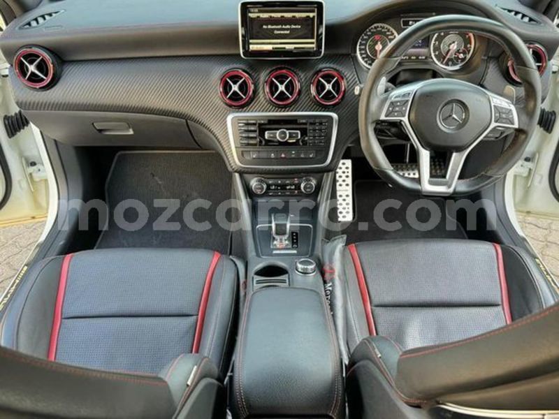 Big with watermark mercedes benz a200 nampula angoche 26172