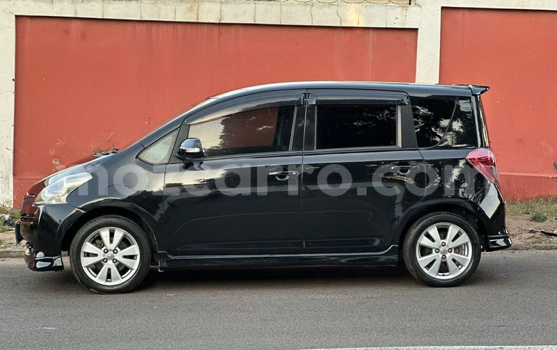 Big with watermark toyota ractis maputo maputo 26201