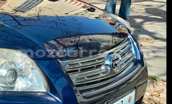 Comprar Usado Toyota Axio Azul Carro em Maputo em Maputo