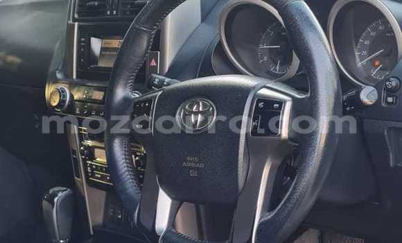 Nunua Ilio tumika Toyota Land Cruiser Prado Nyeupe Gari ndani ya Maputo nchini Maputo Nunua Ilio tumika Toyota Land Cruiser Prado Nyeupe Gari ndani ya Maputo nchini Maputo