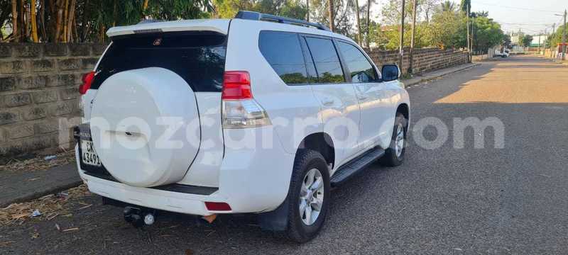 Big with watermark toyota land cruiser prado maputo maputo 26210