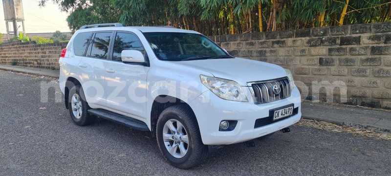 Big with watermark toyota land cruiser prado maputo maputo 26210