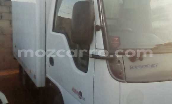 Comprar Usado Isuzu FTR 850 Branco Caminhão em Maputo em Maputo Comprar Usado Isuzu FTR 850 Branco Caminhão em Maputo em Maputo