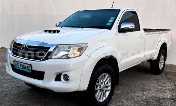 Comprar Usado Toyota Hilux Branco Carro em Maputo em Maputo Comprar Usado Toyota Hilux Branco Carro em Maputo em Maputo
