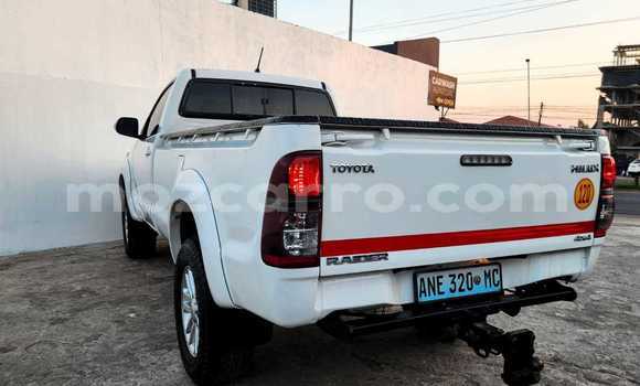 Comprar Usado Toyota Hilux Branco Carro em Maputo em Maputo Comprar Usado Toyota Hilux Branco Carro em Maputo em Maputo